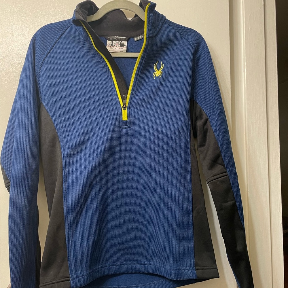 Spyder shirt size S